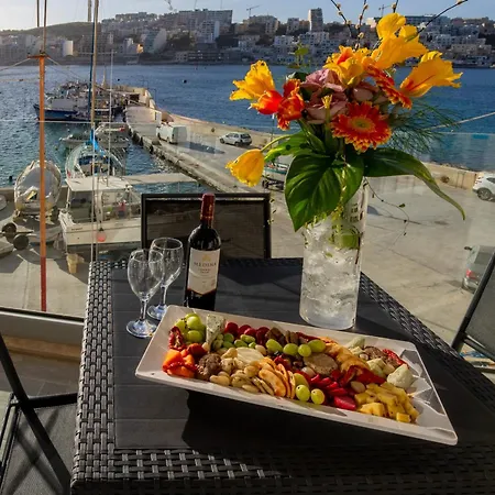 1 Vecca St Paul's Bay